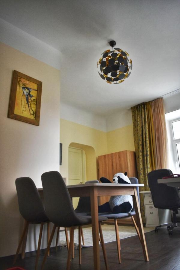 Apartamento Panda House - Luxury In Old Town Tartu Exterior foto
